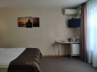 Гостиница Домино Нижний Новгород Номер стандарт с 1 двуспальной кроватью-9