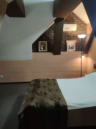 Гостиница Домино Нижний Новгород Номер стандарт с 1 двуспальной кроватью-6